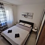Sara Apartman